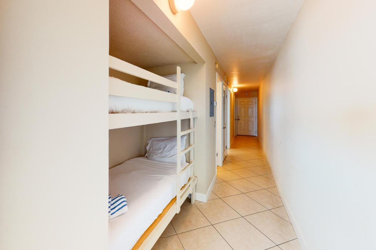 The Summit 1424 Apartment
